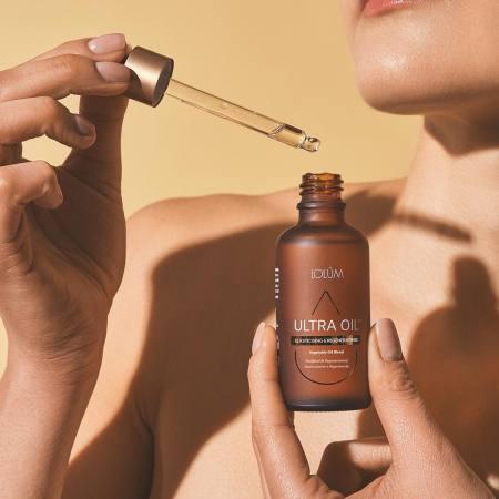 LO008 ULTRA OIL™ – Elasticising & Regenerating Vegetable Oil Blend - 50 ml Enriched with Plant-based Squalane