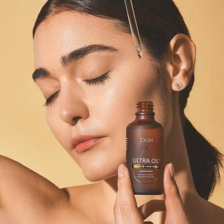 LO009 ULTRA OIL™ – Antioxidant & Brightening Vegetable Oil Blend - 50 ml Enriched with Hyaluronic Acid