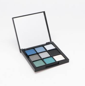 MKPL03 9 Shade Eyeshadow Palette – Winter Queen